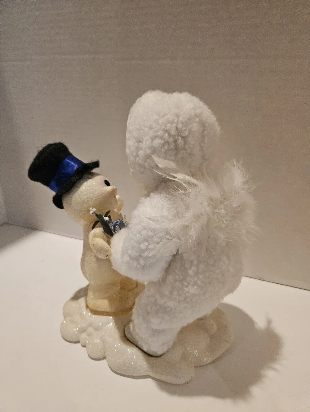 Ashton Drake Snowbabies Beneath The Mistletoe